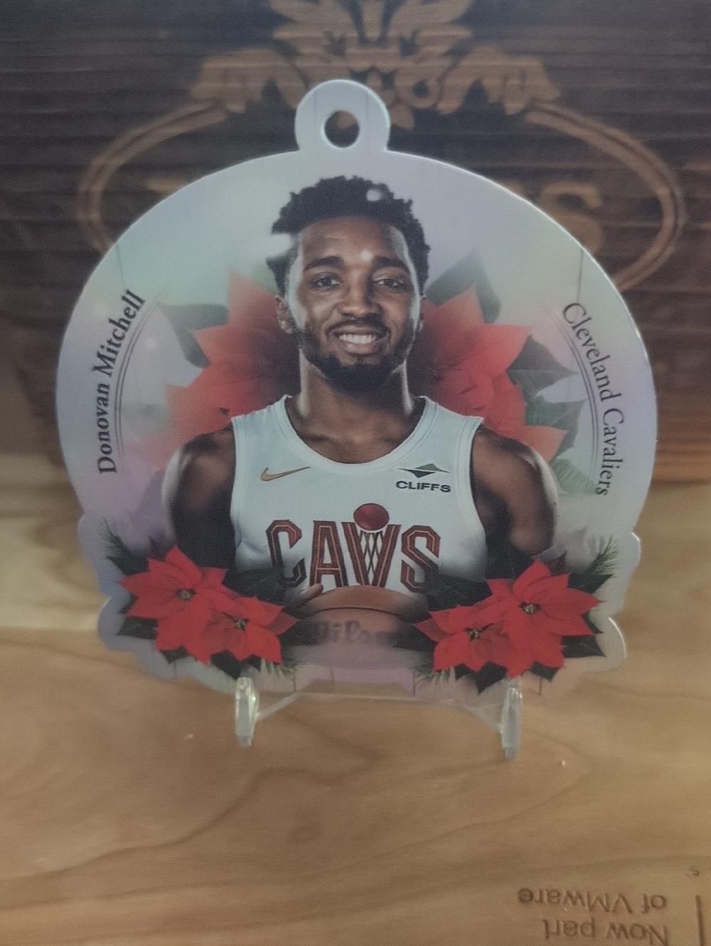 2025-26 Topps Holiday Donovan Mitchell Holiday Ornament Card Cavaliers